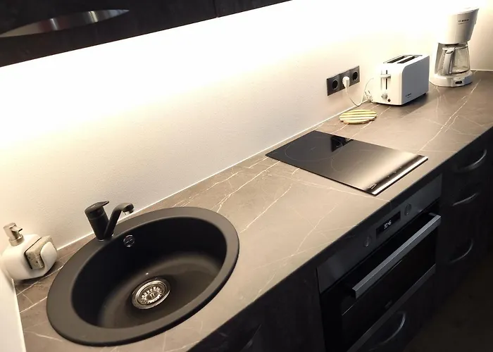 Kristella Kesklinna Haapsalu