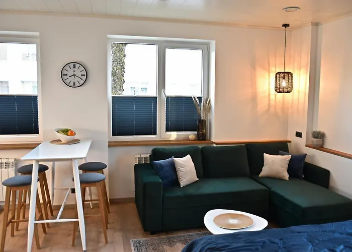 Kristella Kesklinna * Haapsalu